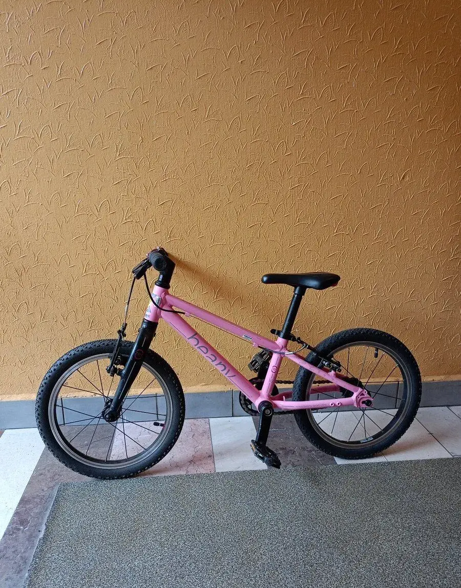 Detske kolo Beany Zero 16 ruzove