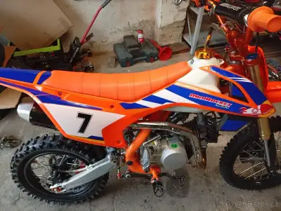PITBIKE KTX 140. CCM.