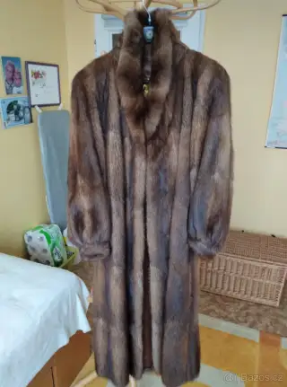 Dámský kožich z nutrie