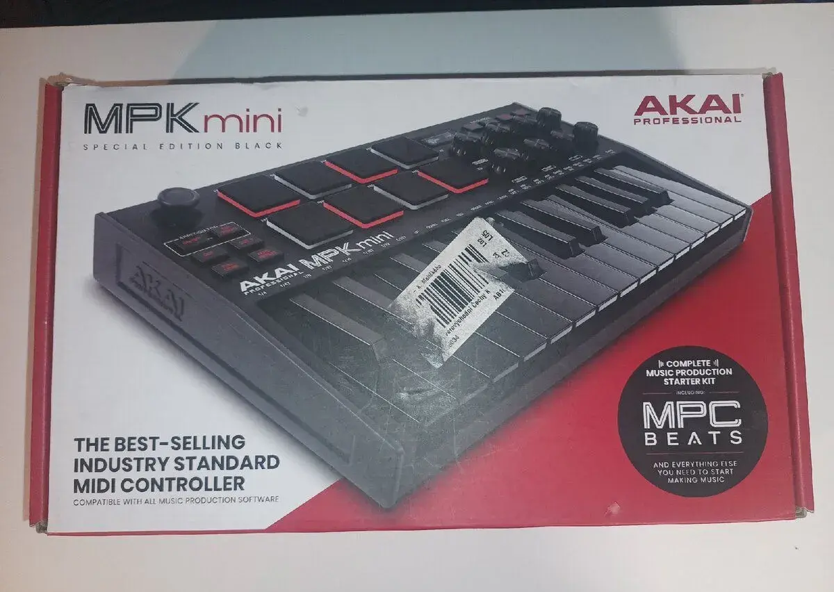 Akai professional MPK mini special edition black