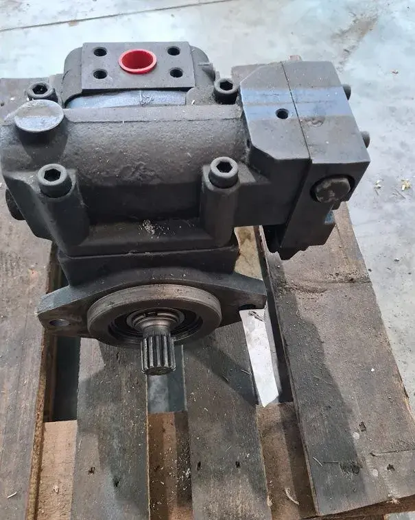 HYDRAULICKÉ ČERPADLO VOLVO L150
