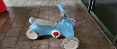 BERG GO² odrážedlo a šlapadlo, modré