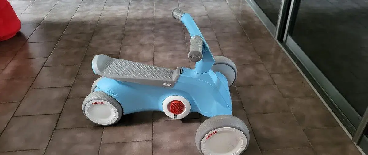 BERG GO² odrážedlo a šlapadlo, modré