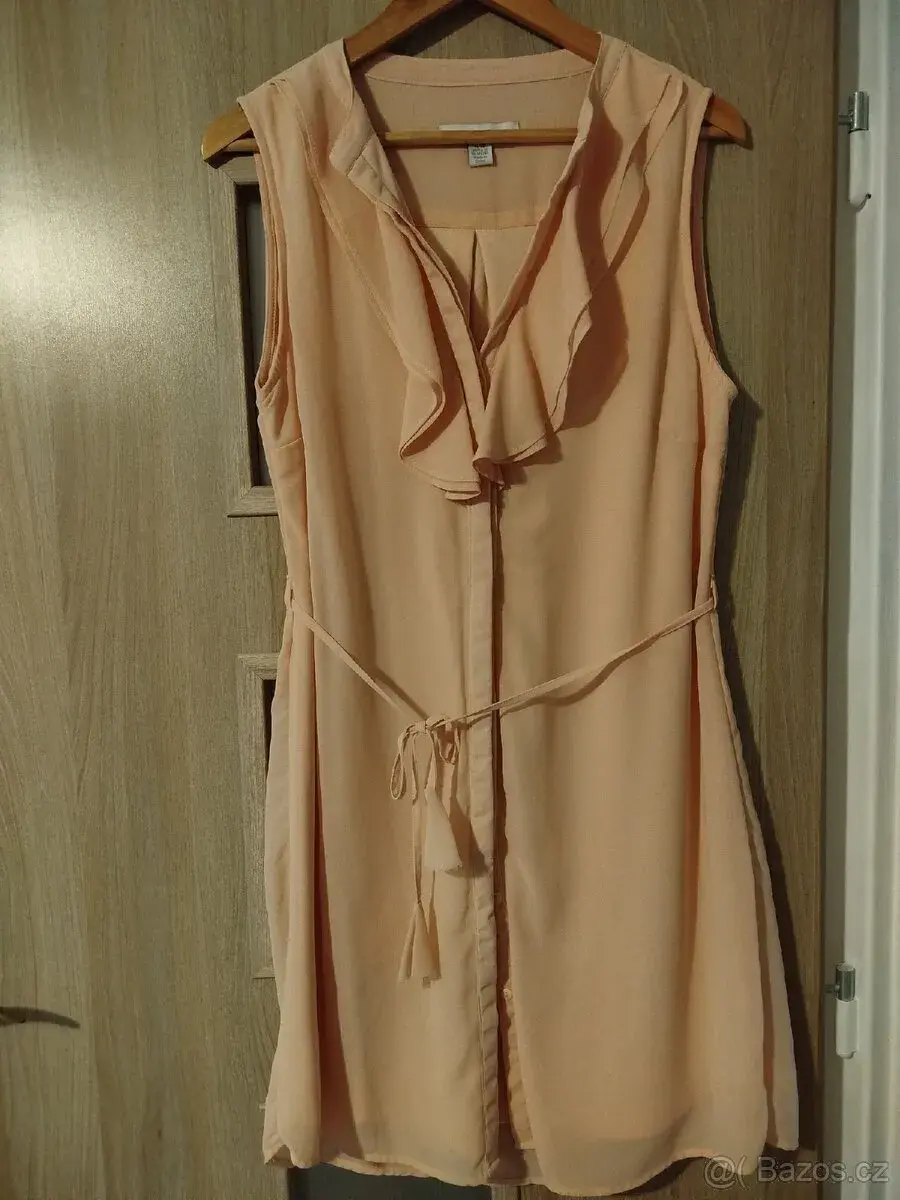 Šaty 👗