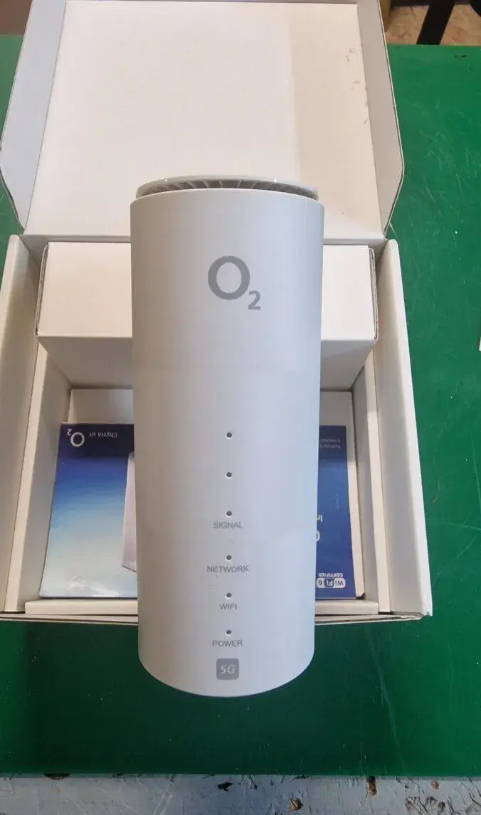 O2 AI Box 5ro připojení k internetu přes 5G/LTE mobil