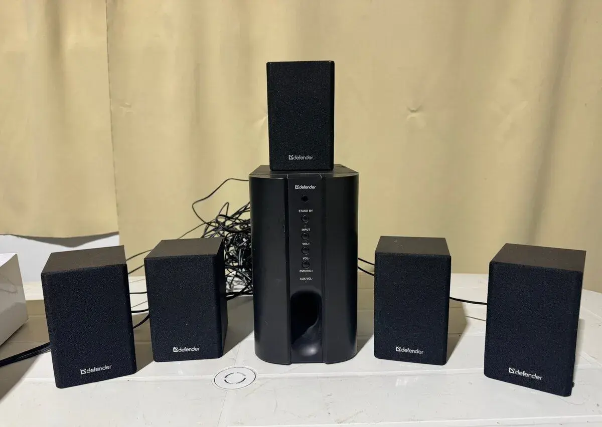 Reproduktory 5.1 Defender Hollywood 35 + subwoofer