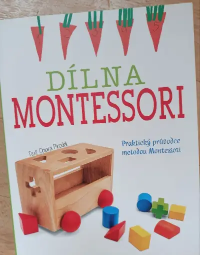 Kniha s nápady na Montessori aktivity