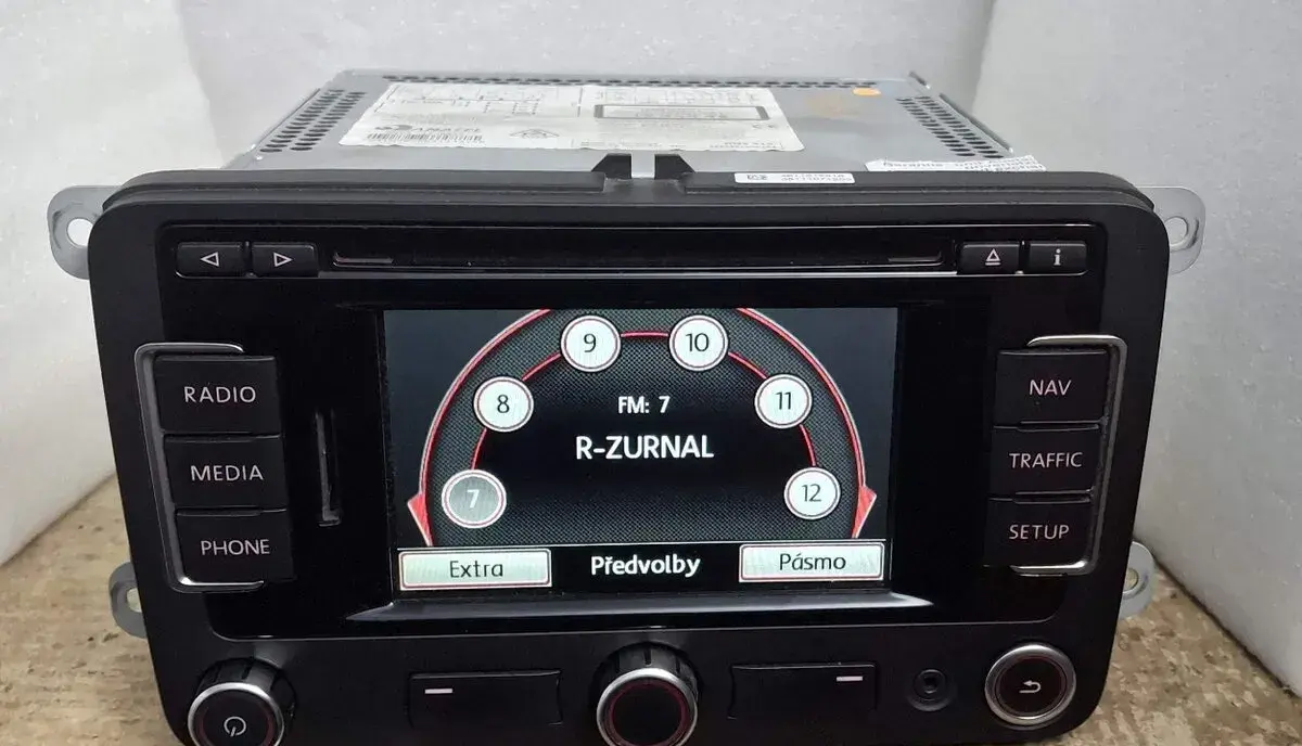VW RNS315 CD Mp3 SD, origo navigace