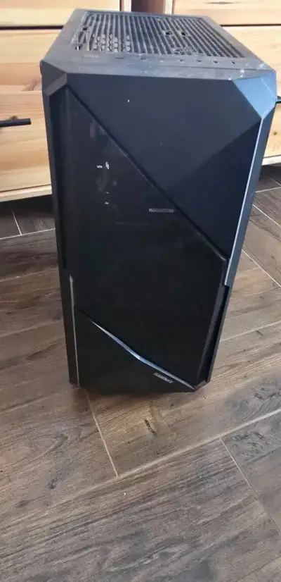 PC i7 20GB RAM 500GB SSD 4GB Graf