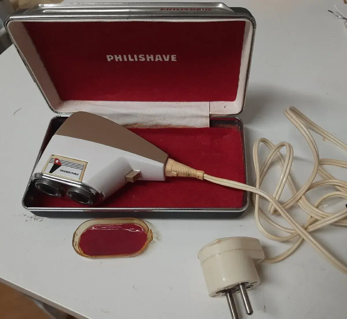 Holící strojek starý - RETRO Philishave