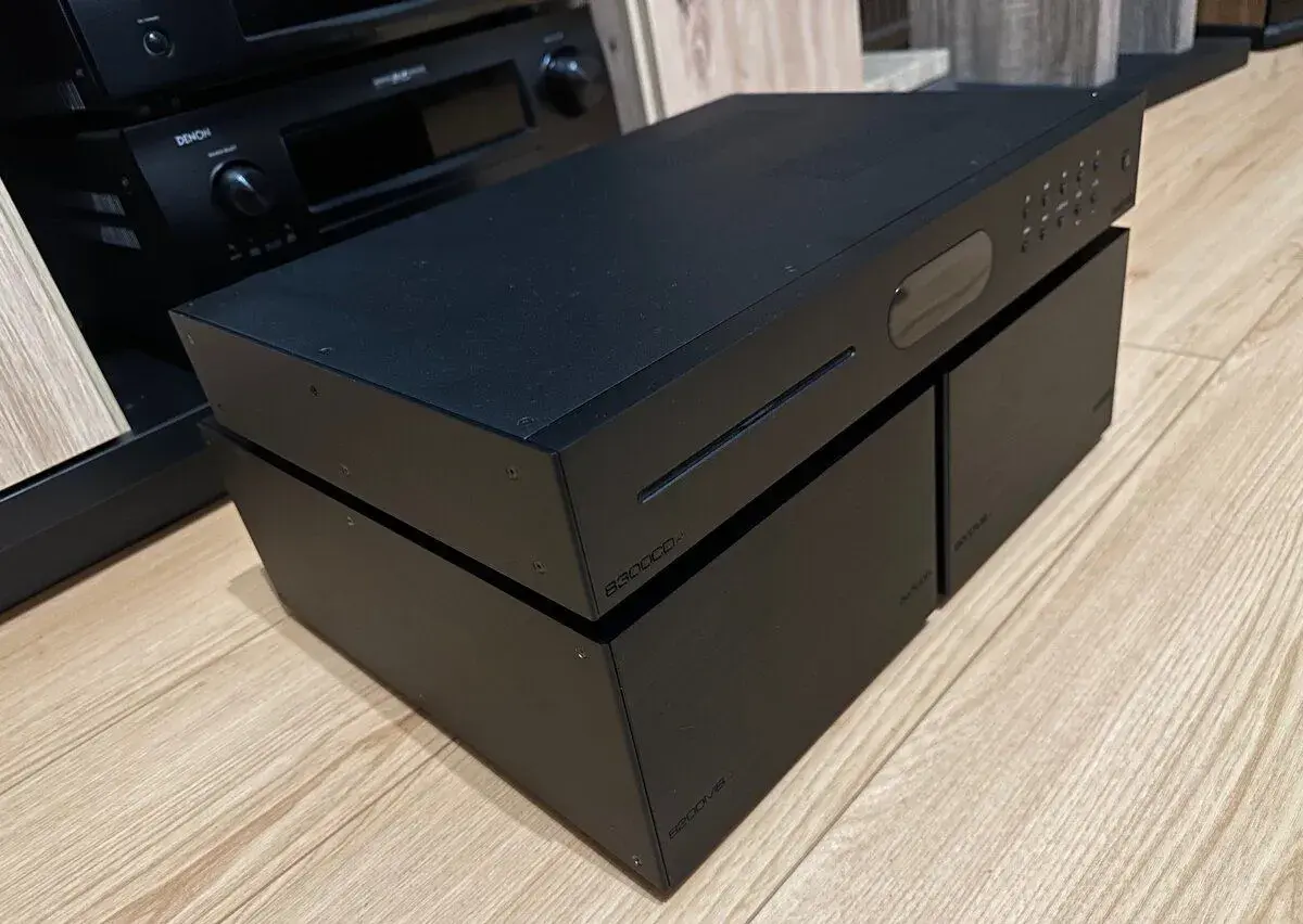 Audiolab 8300CD + Monobloky 8200MB