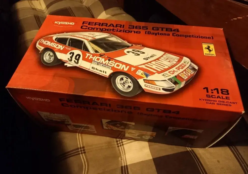 Ferrari 365 GTB/4 Daytona Competizione #39 1:18 Kyosho