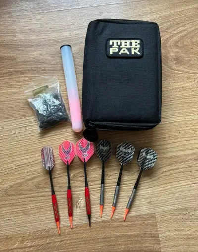 Set soft šipek 2×3 ks Harrows + Harley-Davidson + věci