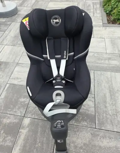 CYBEX Gold Sirona SX2 i-Size – Moon Black (2023)