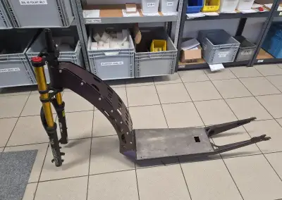 Rám na elektrokoloběžku
