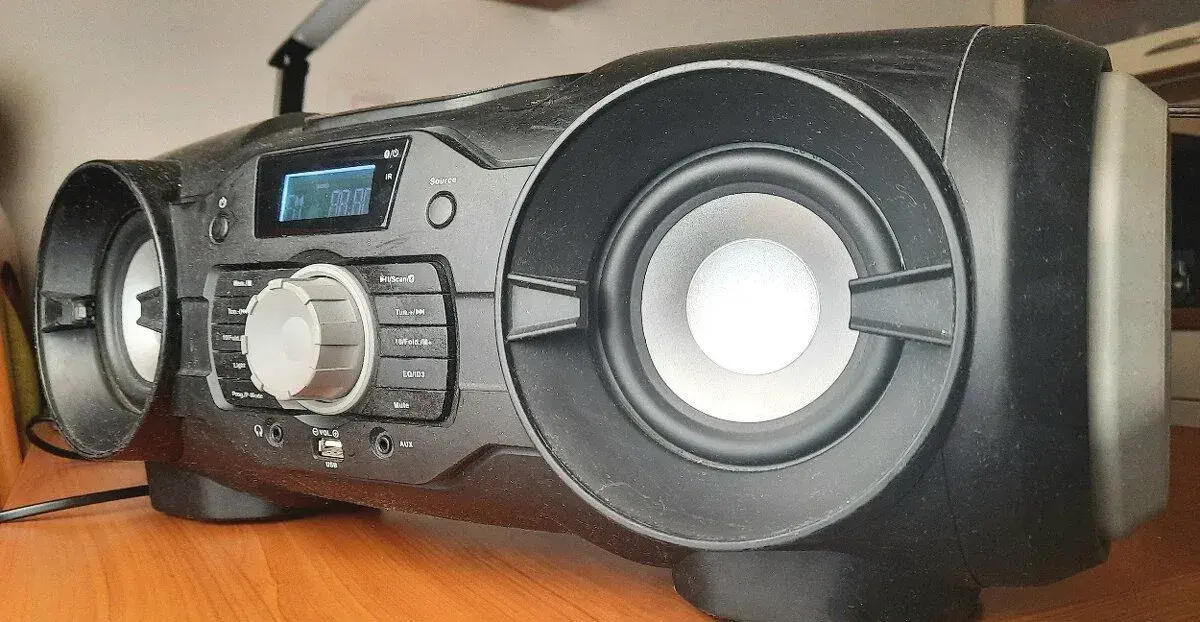 Boombox Sencor SPT5800 - přenosné rádio-CD–USB–BT přehr.