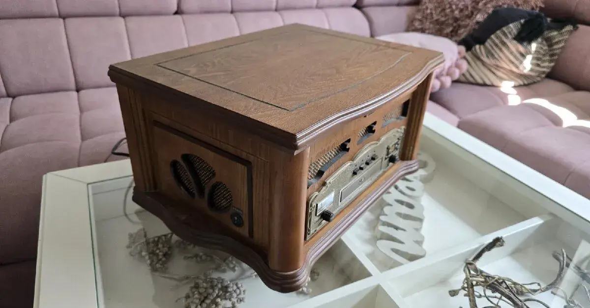 Retro gramofon / cd / radio HYUNDAI