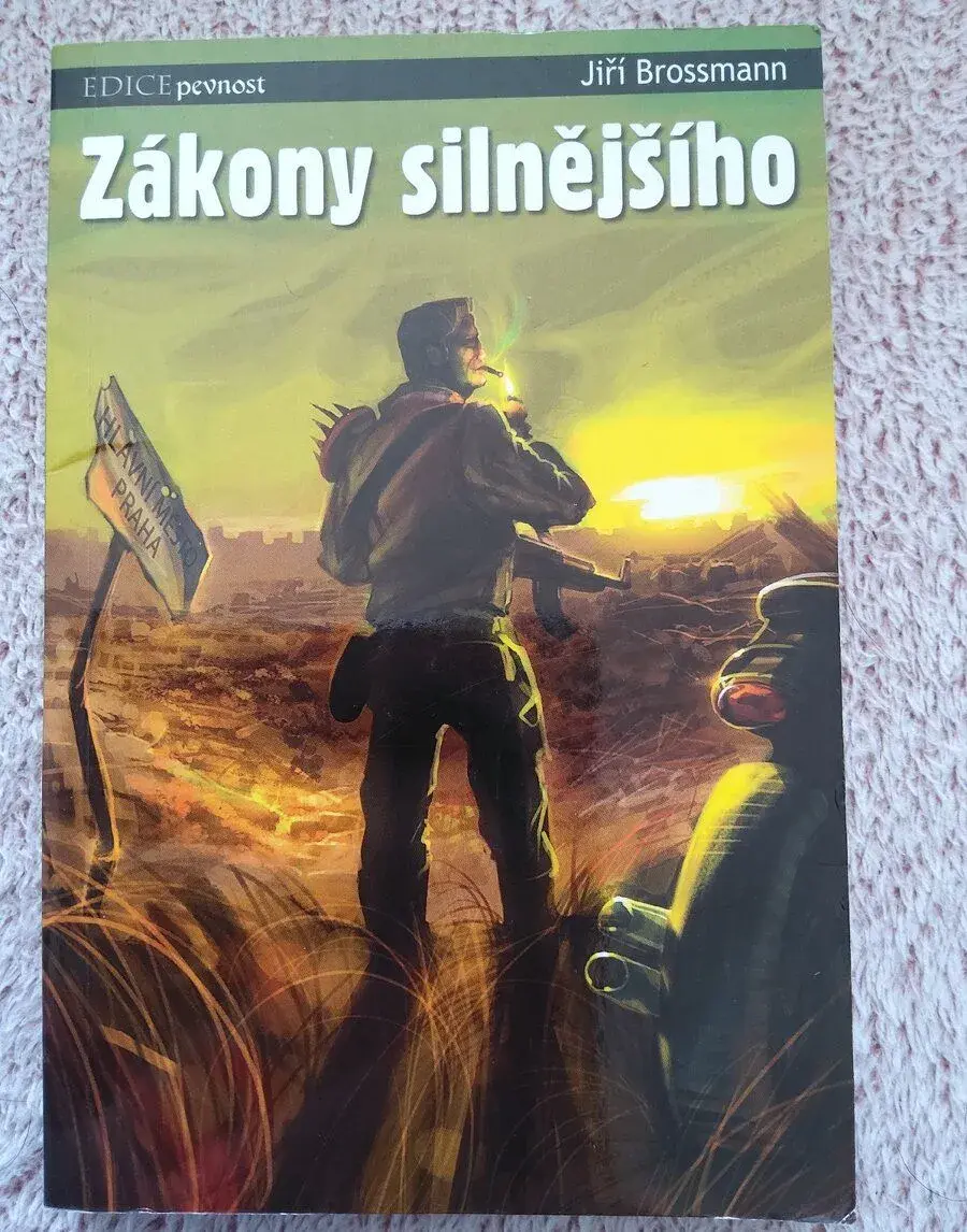 Kniha Zákony silnějšího (edice Pevnost)