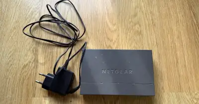 Netgear GS308 - Switch, 8 portů 10/100/1000Base-T