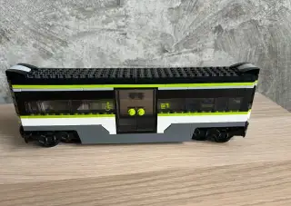 Lego vlak 60337 - jídelní vůz (vagon)