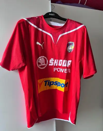 Dres FC Viktoria Plzeň