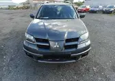 Mitsubishi Outlander – 2004, 181 000 km