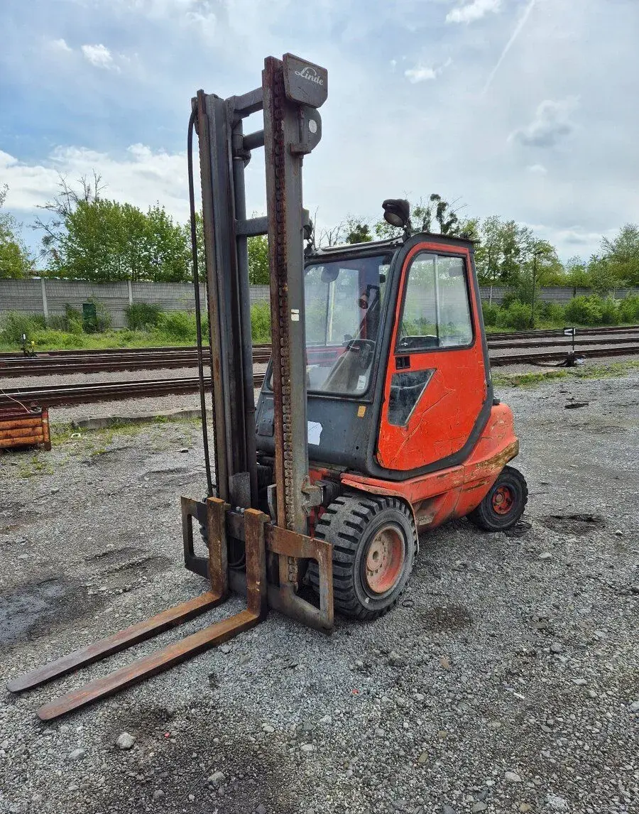 Vysokozdvižný vozík LINDE H35D, nosnost 3500Kg, diesel