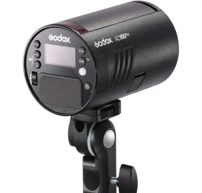 Blesk Godox AD100 Pro