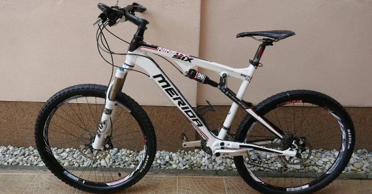 CELOODPRUŽENÉ KOLO MERIDA NINETY SIX 96 HFS 3000