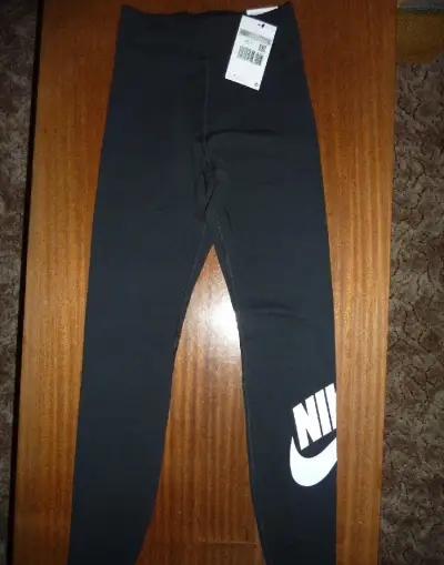 Nové - Nike -Černé bavlněné legíny,vel.XS