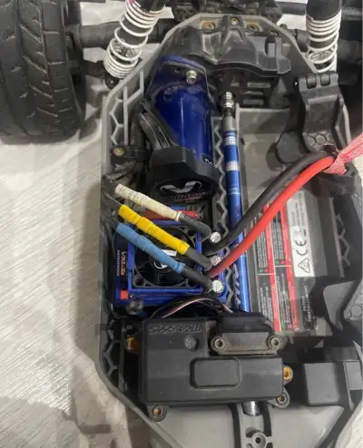 traxxas rustler VXL 4x4 výměna za skutr/ nebo expedici