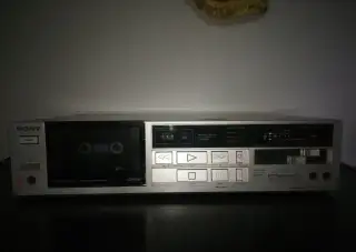 SONY TC-FX210 cassete deck Nefunkční