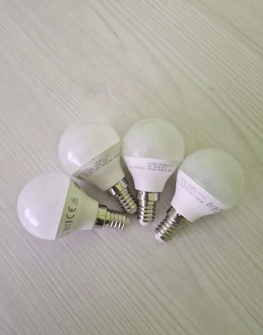 6W LED žárovka Solight