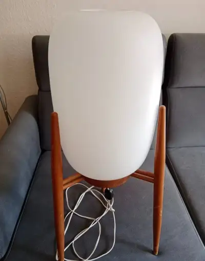 Retro lampa ÚLUV Uherské Hradiště