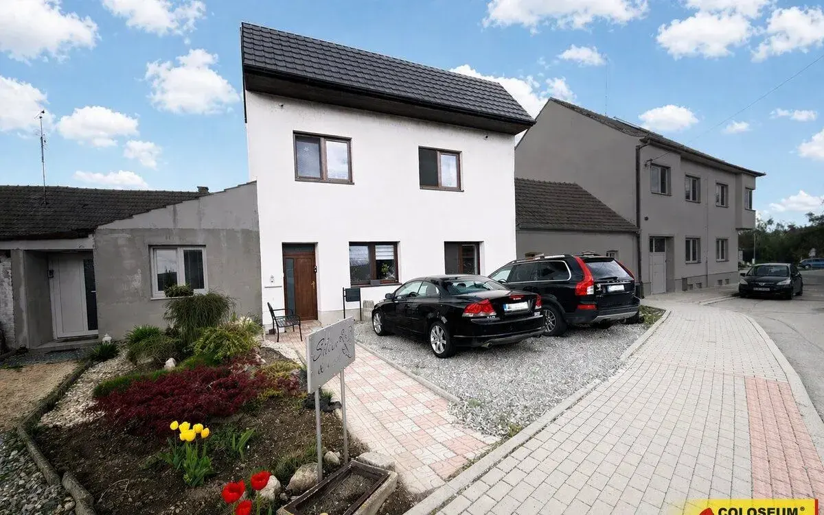 Křenovice, RD 5+1, 122 m2, terasa – rodinný dům