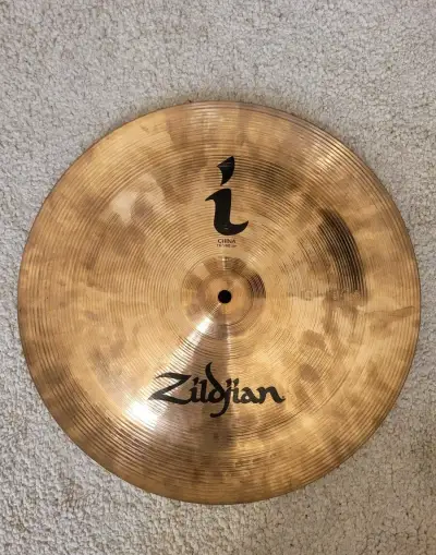 Zildjian I Series China činel 16" – velmi dobrý stav