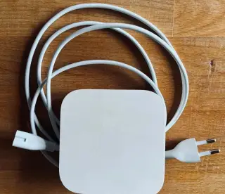 Wifi router Apple AirPort Express