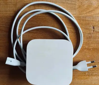 Wifi router Apple AirPort Express