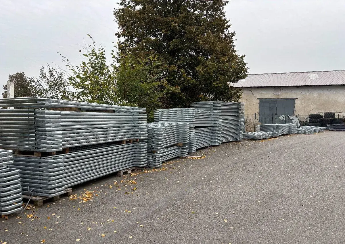 Ohradní panely TEXAS, fixační čela