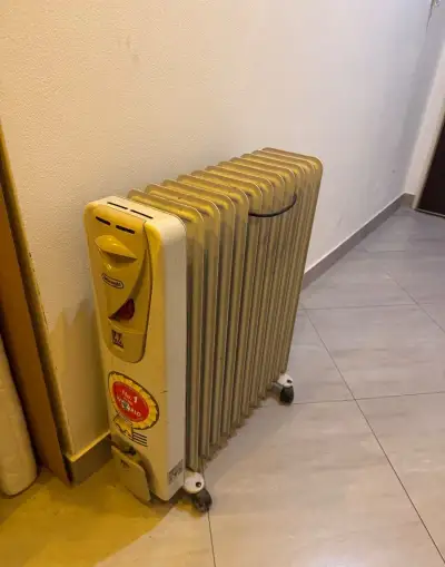 DeLonghi olejový radiátor 2000w