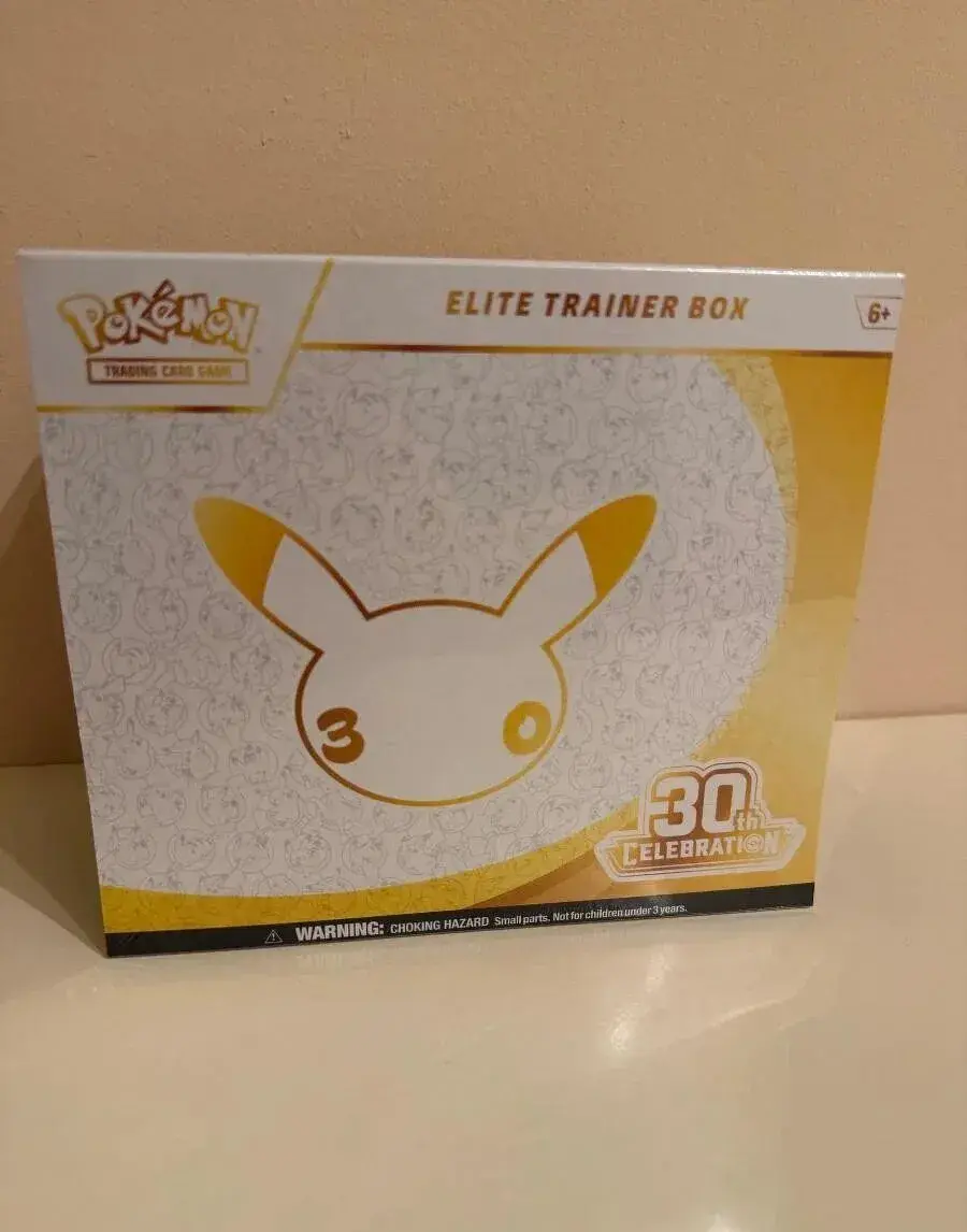 Pokémon 30th Anniversary ETB