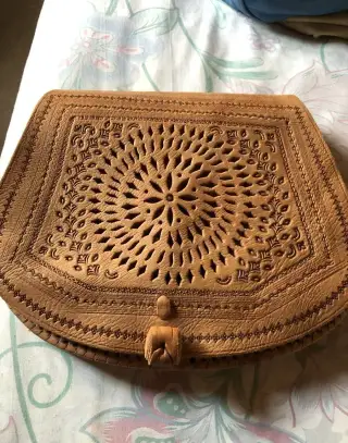 Koženou kabelku z Egypta