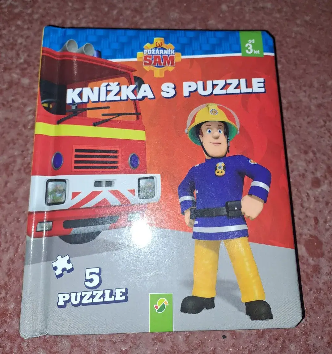 knížka s puzzle Požárník Sam