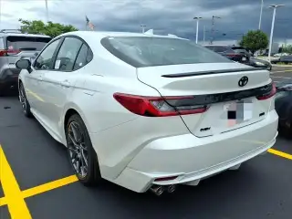 Toytu Camry XSE V6 rok 2021