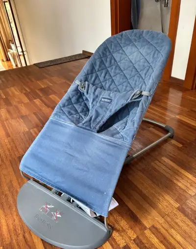 Hopsadlo baby bjorn