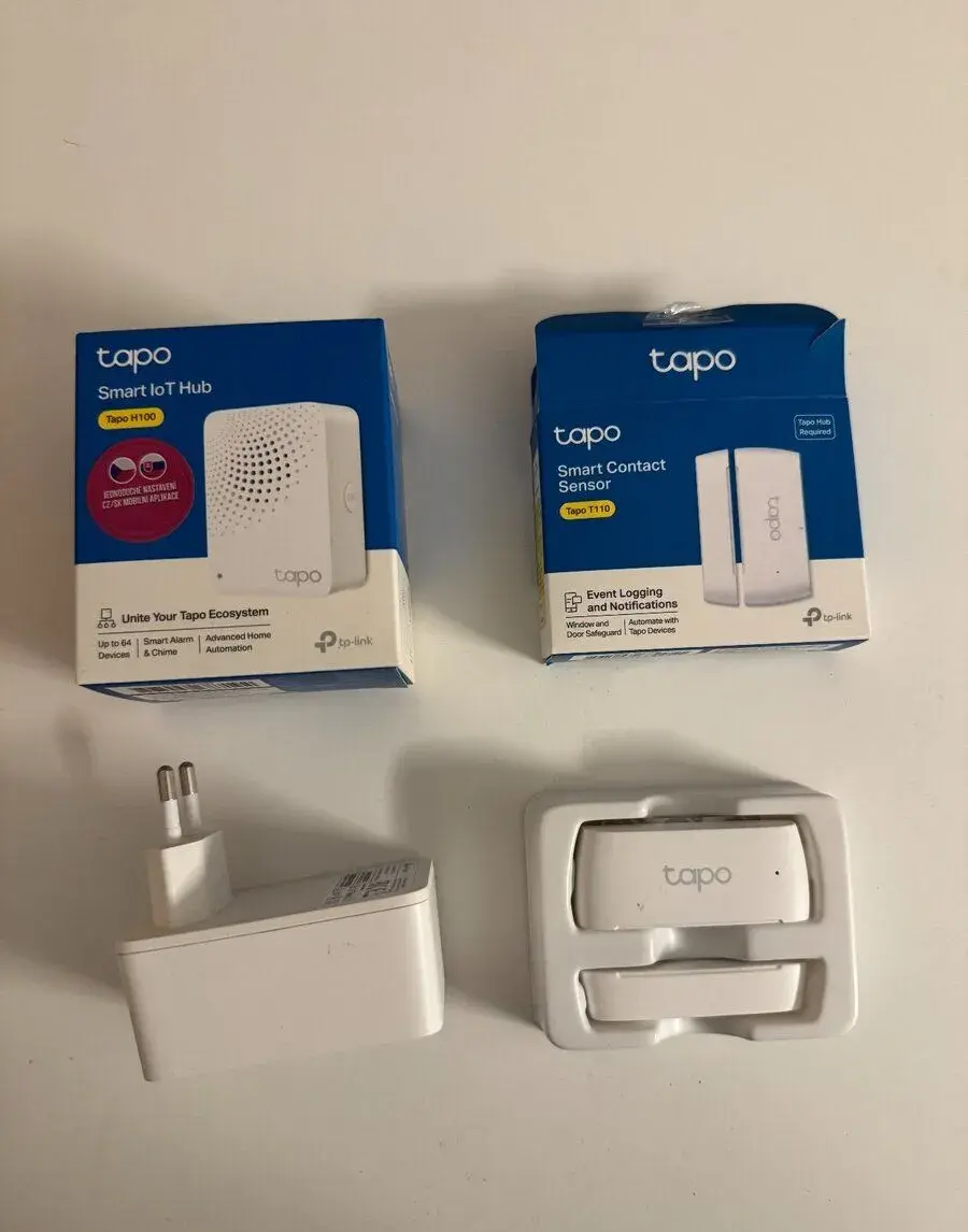 TP-Link Tapo H100 Smart Hub + T110 dveřní/okenní senzor