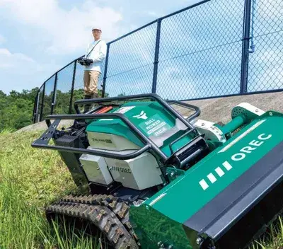 OREC RCHR 800 mulčovač na dálkové ovládání