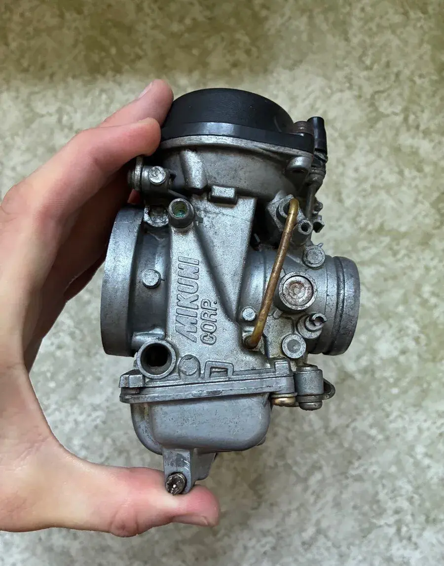 Karburatory Mikuni z Triumph Tiger T400 900