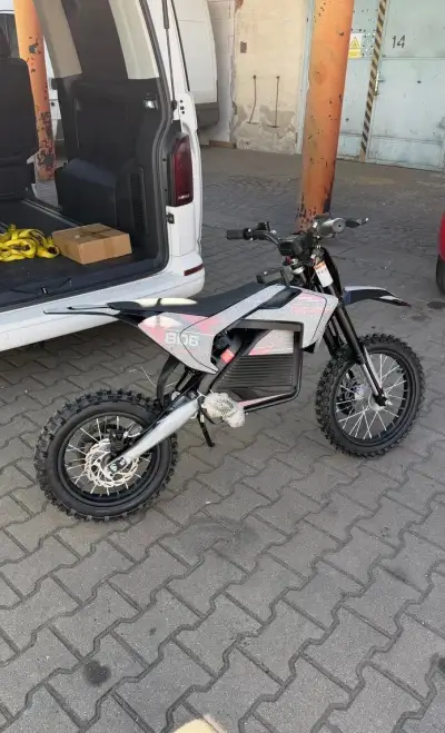 Elektrický pitbike ecowheel Pilar