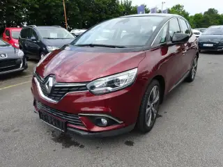 Renault Scénic – 2017, 42 356 km